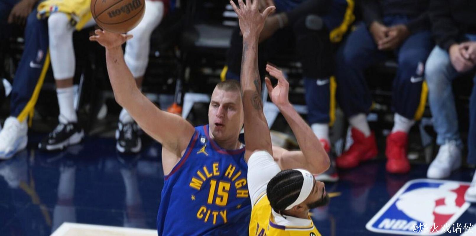 穆雷34分约基奇28+9+11 掘金轻取黄蜂三连胜